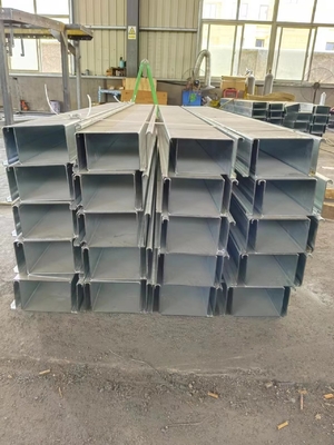 โมลด์สลีปผนังยึดคอนกรีตด้านบนสําหรับการผลิตสลีปคอนกรีตแบบ Precast 1000-4000 มม