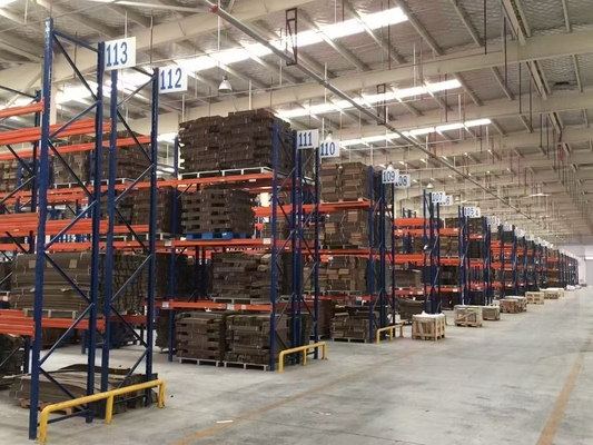 การติดตั้งง่าย ระบบวาง pallet แบบลึกสองแบบในหลายสี