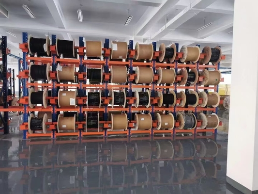 การป้องกันการกัดกร่อน สแตนเลส Pallet Rack ปรับสําหรับความจุเก็บสูงสุด